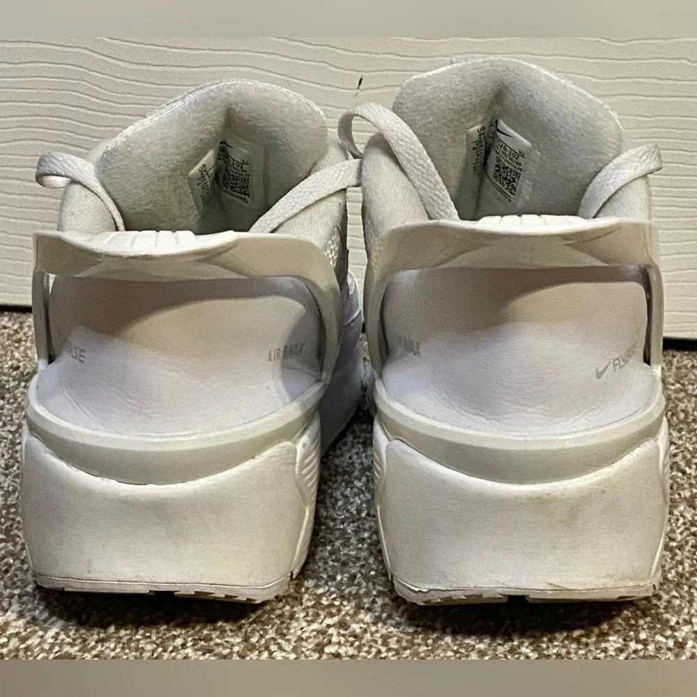 Nike Air Max 90 Flyease (GS) Triple White CV0526-102 Youth Sz 7Y EUC